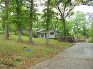 206 Allwright St, Gladewater, TX 75647