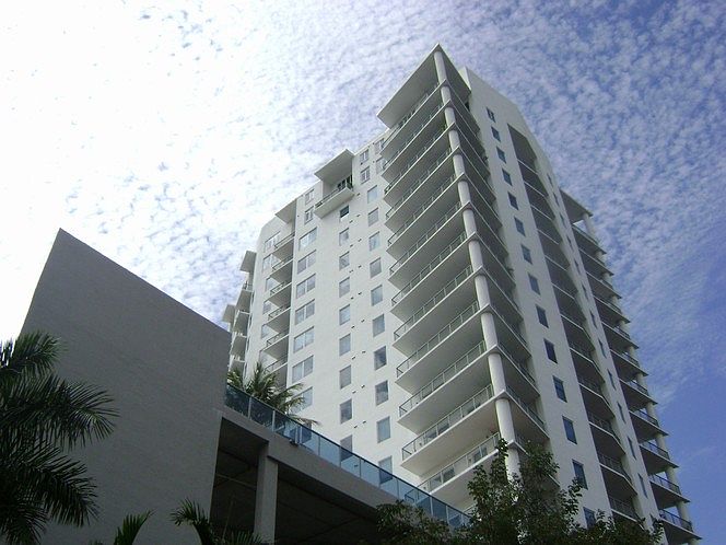 1st image of 10 SW South River Dr APT 1413
