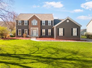 1224 Stone Crossing St NE, Canton, OH