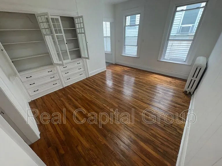 130 5th Ave #2R — Photo 10