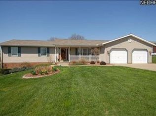 3670 Maplecraft Dr, Dresden, OH 43821