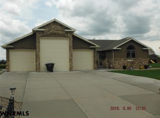 2305 Country Club Rd, Gering, NE 69341