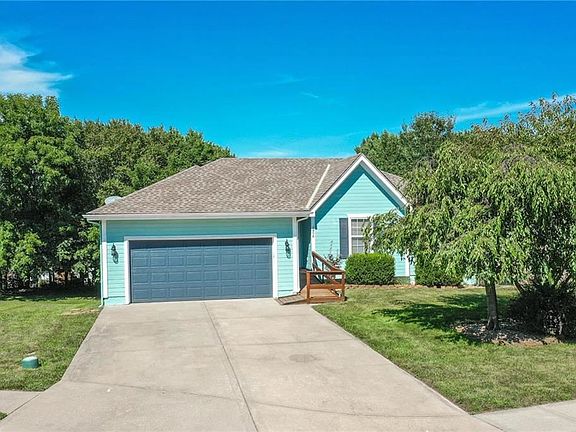 3rd image of 2806 SW Shadow Brook Dr