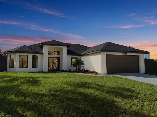 2707 63rd ST W, LEHIGH ACRES, FL 33971