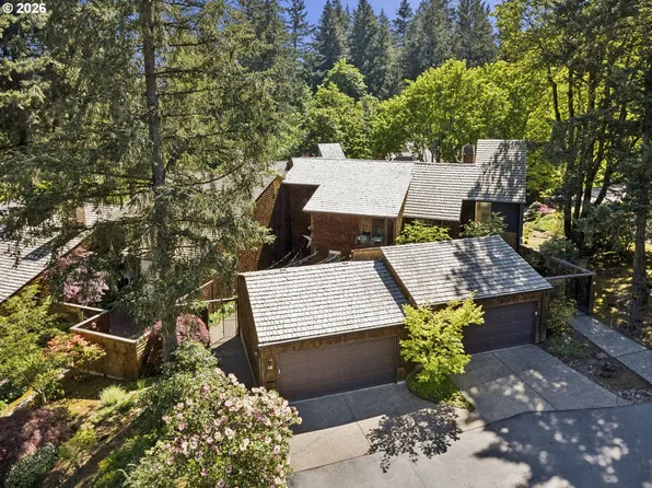 14 Preakness Ct, Lake Oswego, OR 97035