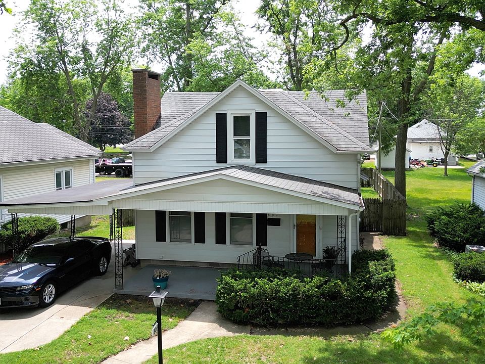 1st image of 804 W Moulton St