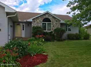 1326 N Garden St, Lake City, MN 55041