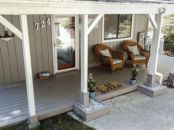 3rd image of 724 W Herron Boulevard NW