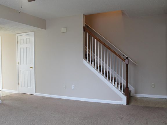 3rd image of 223 Anthony Dr