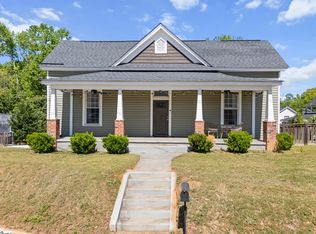 904 Anderson Rd, Greenville, SC 29601