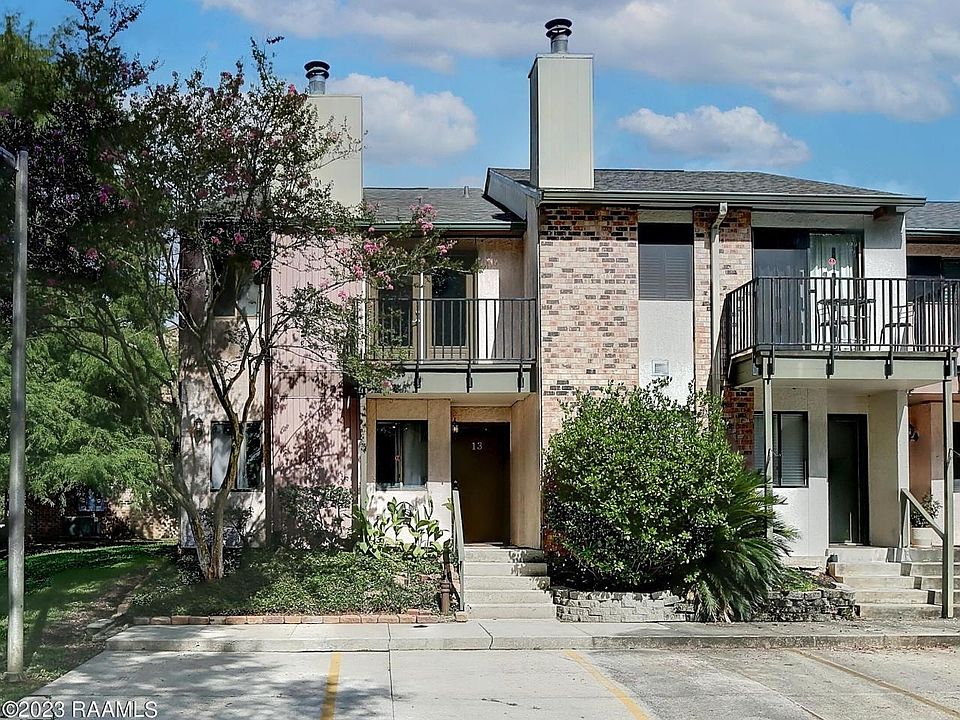 1st image of 3500 E Simcoe St APT 13