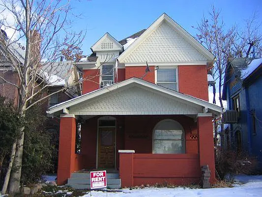 116 S Lincoln St — Photo 2