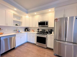 371 Main St UNIT 4, Woburn, MA 01801