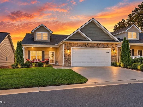 181 Piper Gln, Johnson City, TN 37615