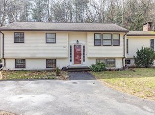 416 Acton Rd, Chelmsford, MA 01824