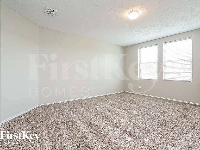 1218 Sullivan Dr — Photo 13