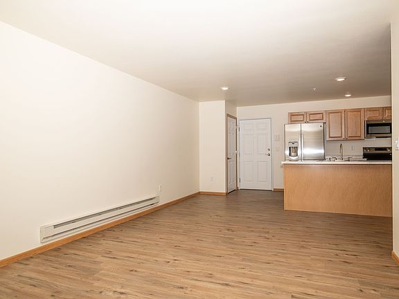 5th image of 400 Larkin St #216