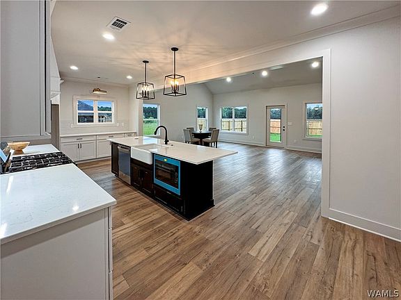 2nd image of 13742 Blackoak Dr