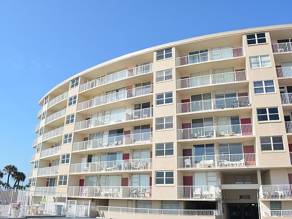 3rd image of 800 N Atlantic Ave #311