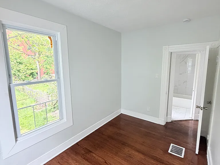 139 Poplar St — Photo 19