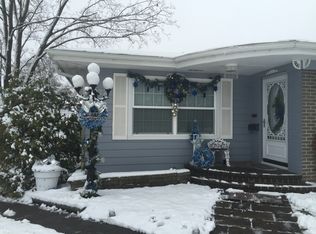 222 14th Ave N, Hopkins, MN 55343