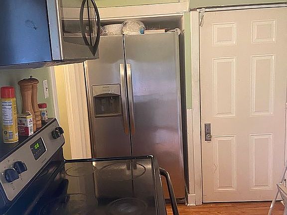 2nd image of 51 Crull St