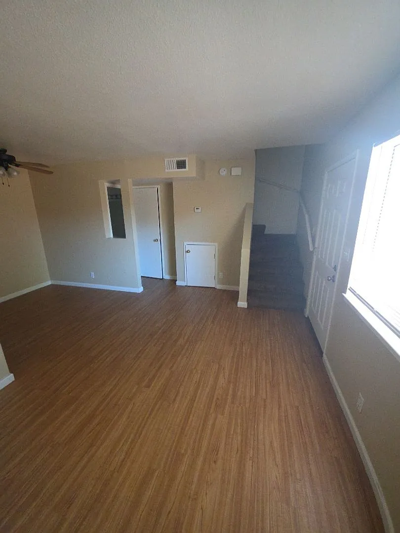 6627 Blue Heron Dr — Photo 3