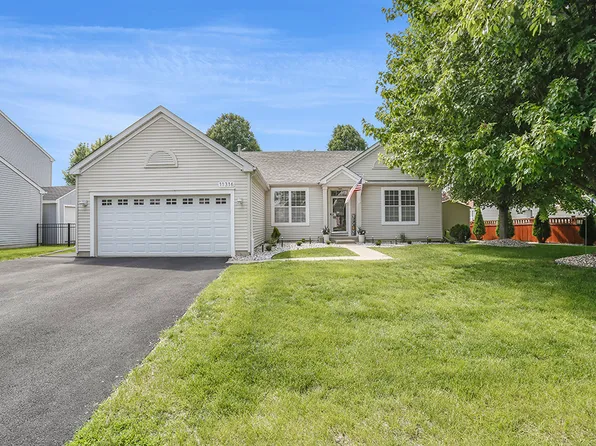 11316 Maplewood Dr, Plainfield, IL 60585
