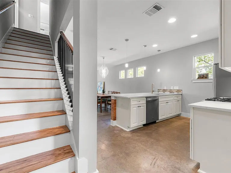 3104 Neal St — Photo 28