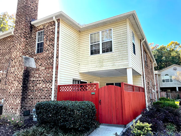 453 Summerwalk Cir — Photo 9