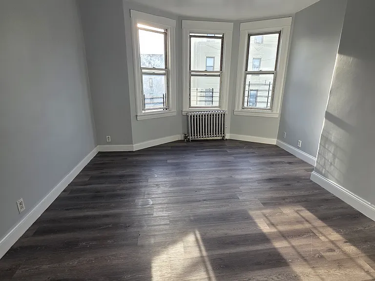 4 Convent Ave #3L — Photo 11