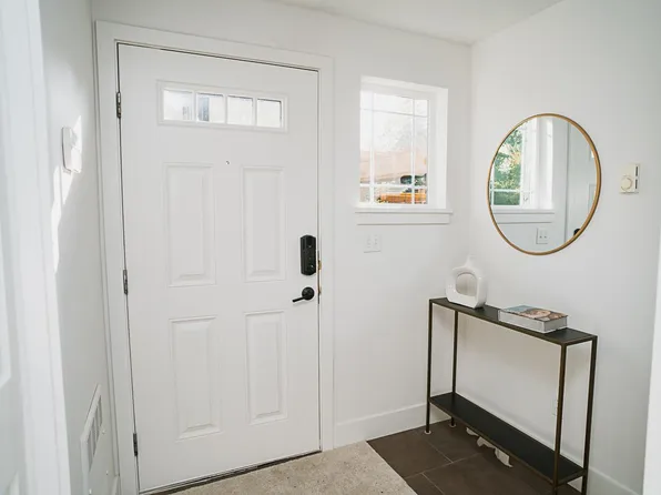 2108 E Jefferson St #B, Seattle, WA 98122