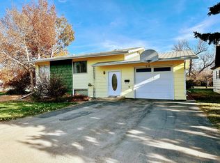 153 4th St SW, Harlem, MT 59526