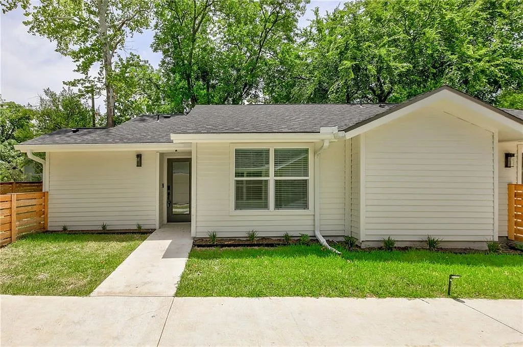 3 bed, 1450 sqft, $3,695 — Photo 1