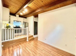 1064 Seymore Pl, Hayward, CA 94544