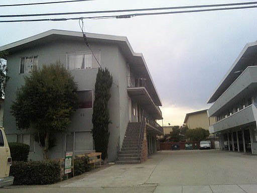 1st image of 22 E 39th Ave