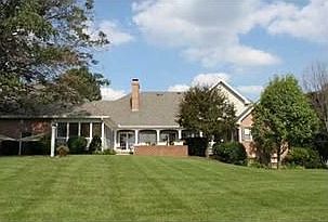2nd image of 3341 Deer Lake Dr