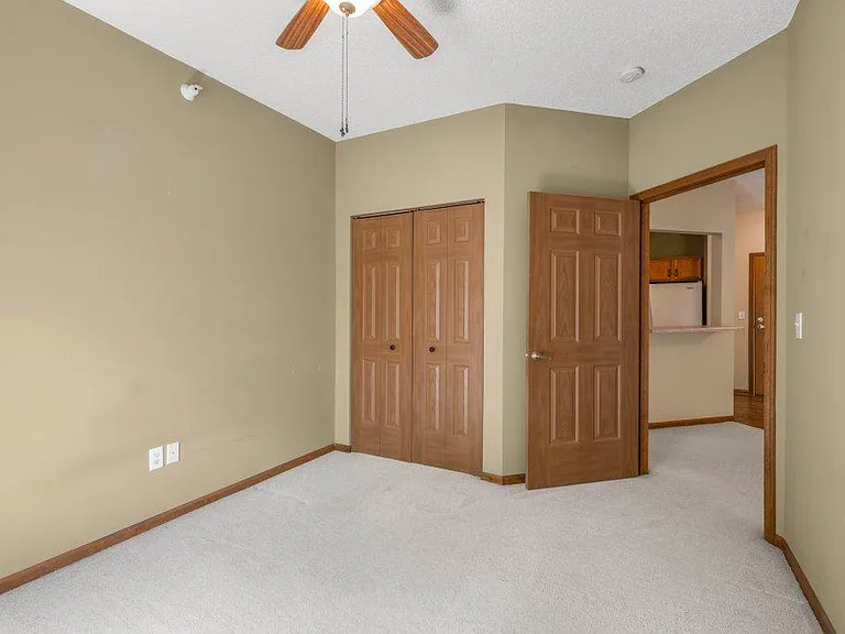 114200 Hundertmark Rd #110 — Photo 18