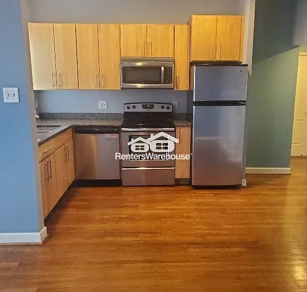 5625 Pershing Ave #32 — Photo 3