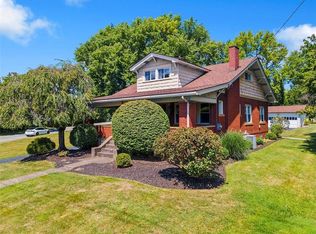 2336 Darlington Rd, Beaver Falls, PA 15010