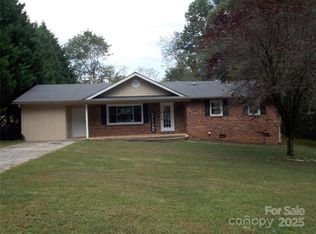 314 Cypress St, Hudson, NC 28638