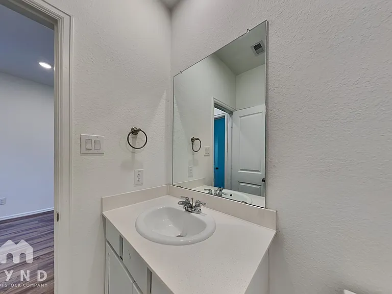 9446 Brookwood Bend Dr — Photo 15