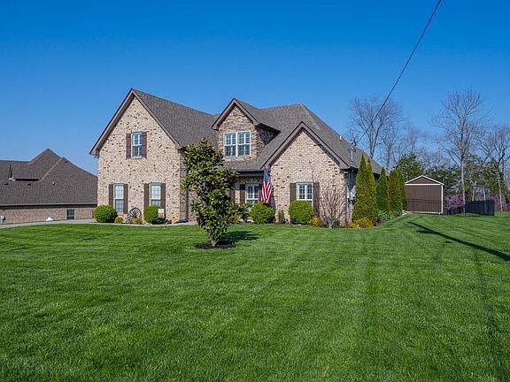 2nd image of 1000 Cascadeway Dr