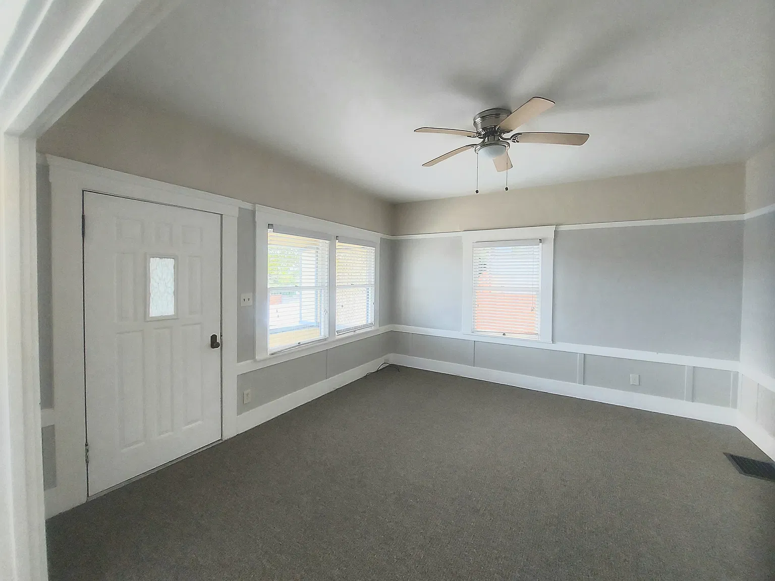 3 bed, 1170 sqft, $2,550 — Photo 3