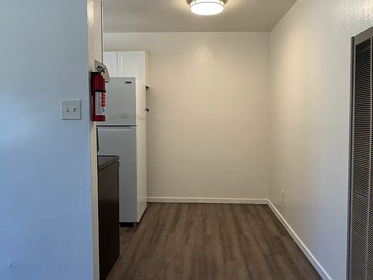 Glen Way — Photo 8