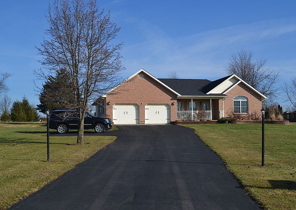 1st image of 564 Leslie Dr