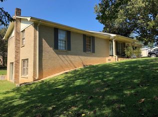 186 Roddey St, Hamilton, AL 35570