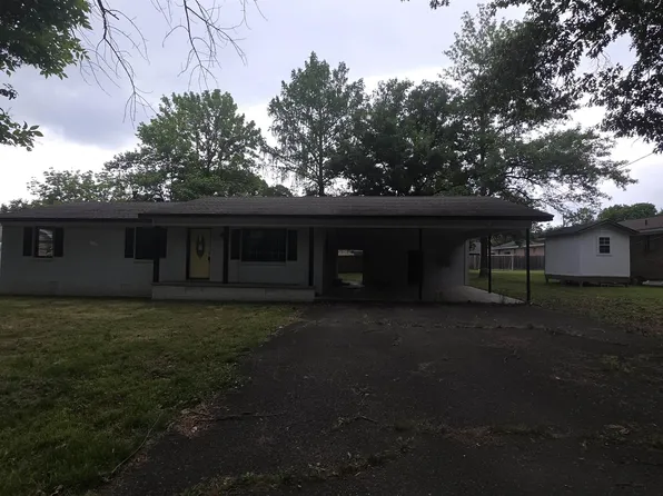 107 Mountain St, Danville, AR 72833