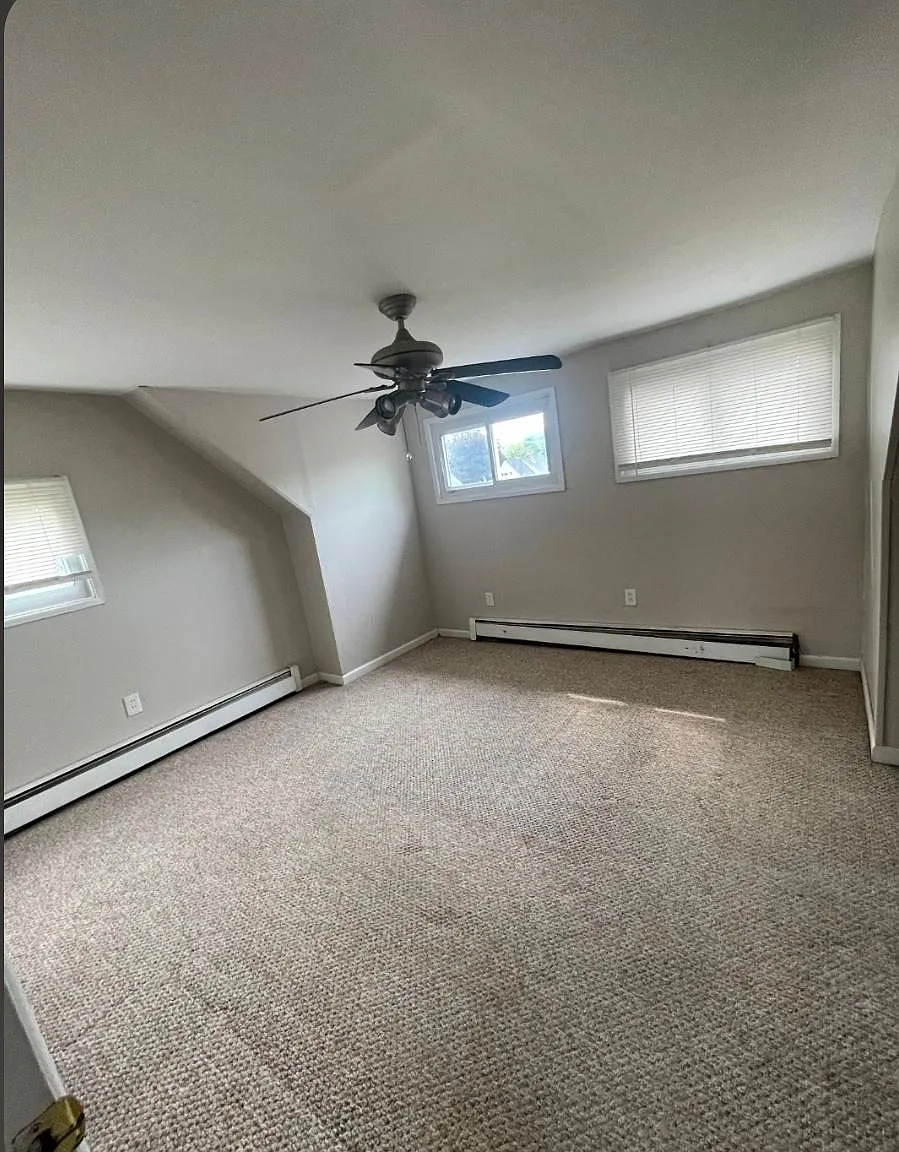 4 bed, 1692 sqft, $2,750 — Photo 3