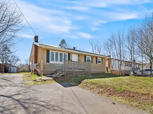 184 Southdale Ave, Charlottetown, PE C1A 6Z7